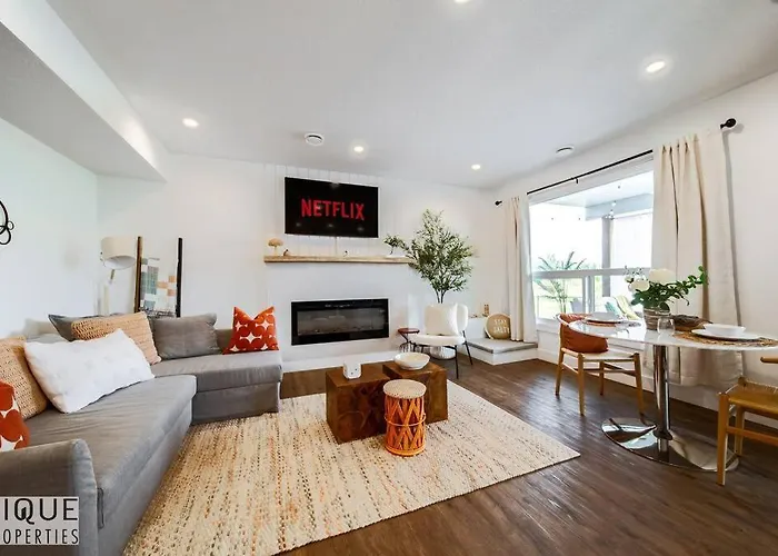 Brand New Pond Paradise - Firetable - King Bed - Ac - Bbq